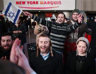 World hails Israel-Hamas ceasefire, thanks Egypt