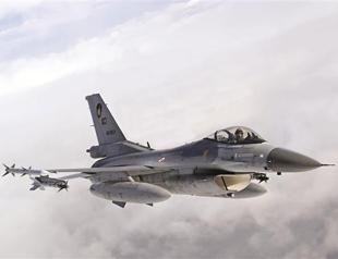 Dogfights over Aegean hit by Greek economic crisis