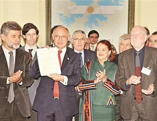 Falklands standoff fuelled on oil dispute