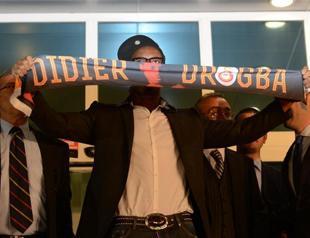 Drogba arrives in Istanbul in search of passion