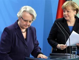 German education minister quits in plagiarism case