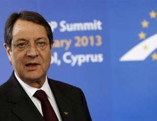 Greek Cyprus opposition leader tops presidential poll