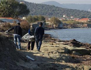 Death toll in Greece migrant boat disaster rises to 21