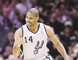 Spurs beat Celtics in good night for leaders