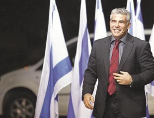 Israel’s new political star Lapid calls for new peace talks