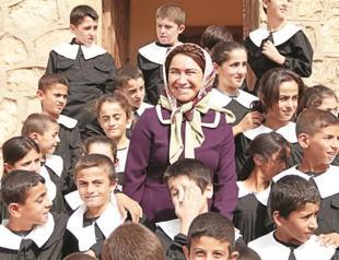 Female leadership becomes material in hit new comedy