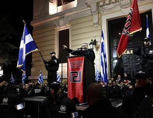 Greek hospital manager dismissed after ‘collaborating’ with Golden Dawn