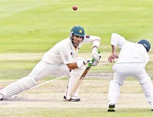 Irfan takes four wickets in Pakistan