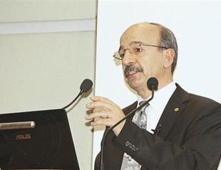 Chamber expects an apology from France