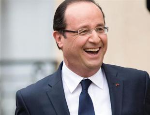 Hollande and minister under fire over papal wisecracks