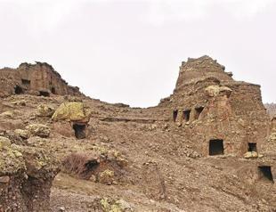 Seben’s Phrygians living life on the edge