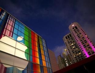 Apple stands alone after publishers settle