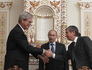 ExxonMobil expands Arctic presence in Rosneft deal