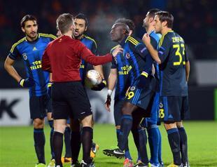 Fenerbahçe secures goalless draw in Europa League against BATE Borisov with 10 men