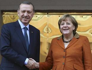 Merkel, Erdoğan praise Turkish-German University in Istanbul