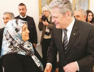 Payment to neo-Nazi informer sparks anger