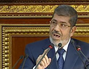 Egypts Morsi backs calls for Assad war crimes trial