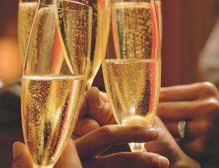 Turks drink less rakı, more champagne