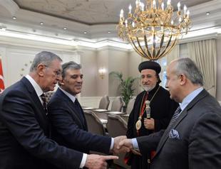Gül meets leader of Syriac Orthodox Church