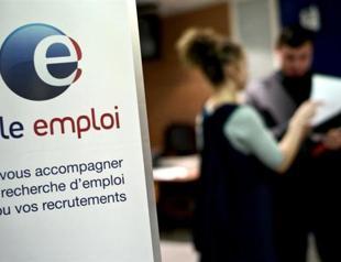 French economy more worrying than Greece, says German economist