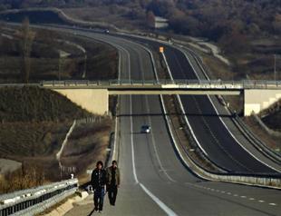 Turkey’s main opposition questions Davutoğlu on Greece’s border measures