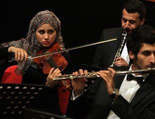 Baghdad beats: Iraqis look to revive traditional music