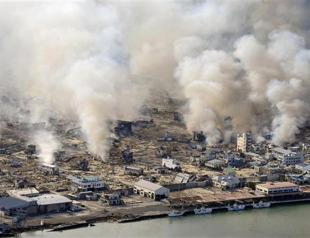 Hope and despair as Japan marks tsunami anniversary