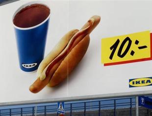 IKEA halts hotdog sales in Russia after horsemeat find