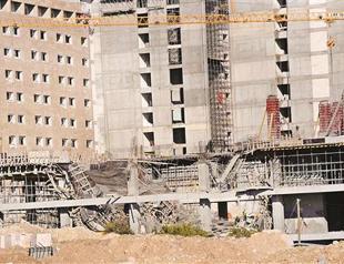 Construction accident at Med Games raises doubts