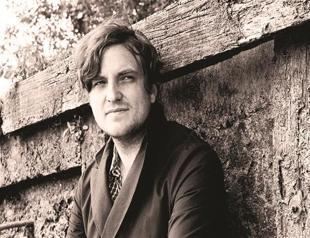 James Walsh to serenade Babylon