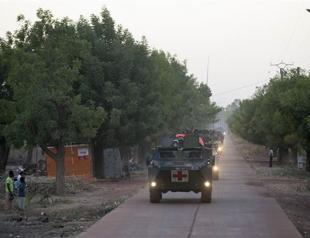 French special forces battle rebels in central Mali
