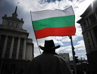 Third Bulgarian dies after setting himself ablaze