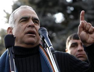 Armenian opposition chief starts hunger strike over election results
