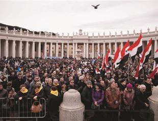 Syrian armed opposition to name premier in Istanbul