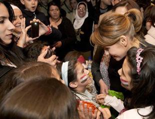 Al-Assads wife, children make rare Damascus appearance