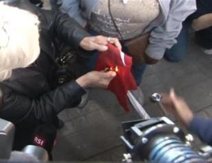 Crowds in Greek Cyprus ‘attempt to lynch’ man with Turkish flag