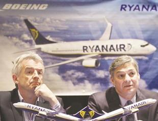 Low-cost airline Ryanair orders 175 Boeing planes