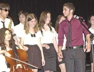 Festival hosts students