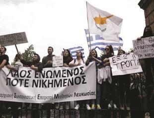 Big depositors in Greek Cyprus’ banks may lose 40 percent