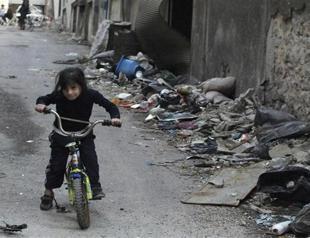 Too late for military intervention in Syria, former UN envoy Annan says