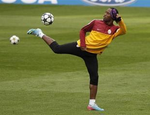 Drogba urges Chelsea to bring back Mourinho