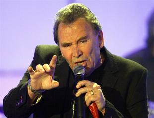 Rock singer Reg Presley dies of cancer at 71