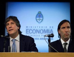 Argentina challenges US with bond plan