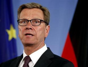 German foreign minister criticises media rules for neo-Nazi trial