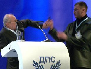 Bulgaria gunman who assaulted Turkish minority party leader to run for parliament: Report