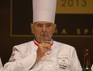 French chef Bocuse gets rock-star treatment in US