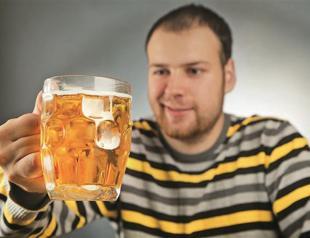 Beer belly is myth, a nutritionist says