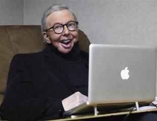 Pulitzer-winning US film critic Ebert dies at 70