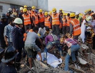 Search for survivors ends in Mumbai building collapse