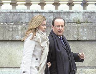 Majority of French seek reshuffle of government